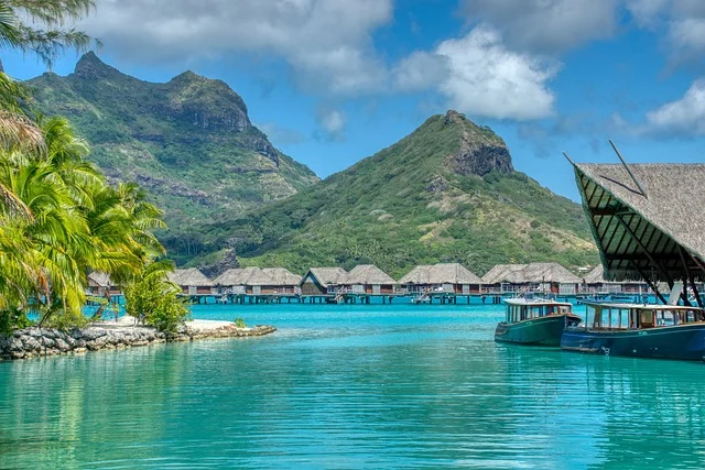 best time to travel to tahiti